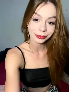 roouse – webcam model profile photo Image 7
