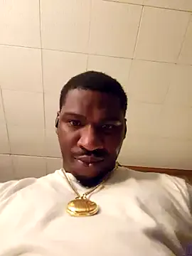 fuckadilf – webcam model profile photo Image 4