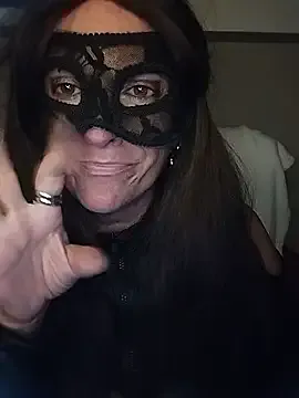 Queen_sofiyaa – webcam model profile photo Image 15