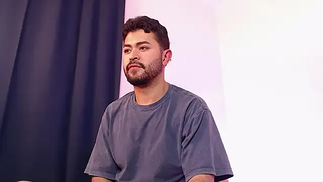 Nonchan_ – webcam model profile photo Image 8