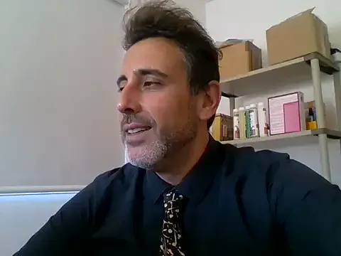  – webcam model profile photo Image 10