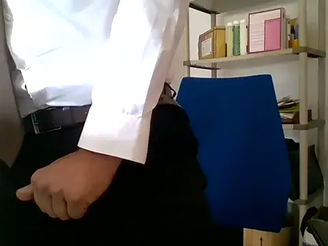  – webcam model profile photo Image 18