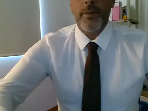  – webcam model profile photo Image 8
