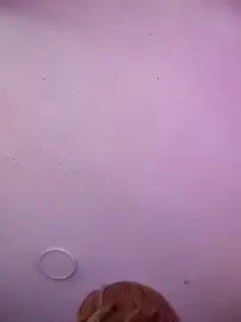 Megu_Melon – webcam model profile photo Image 3