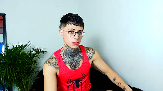 SheenaBrooke – webcam model profile photo Image 3