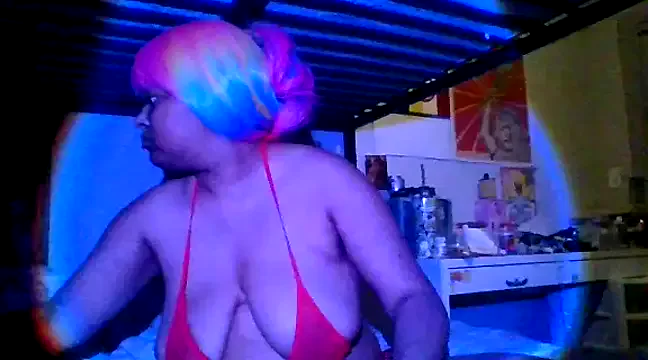 841_yayoi – webcam model profile photo Image 2