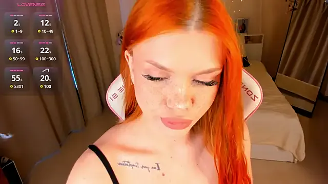 littlemissdevil69 – webcam model profile photo Image 4