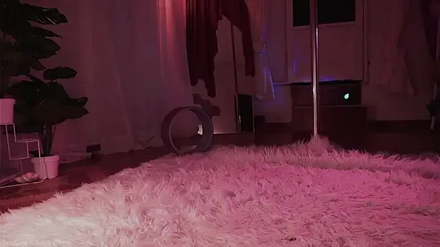 Eire_Spencer – webcam model profile photo Image 5