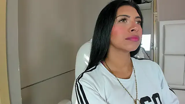 jasminesummer – webcam model profile photo Image 13