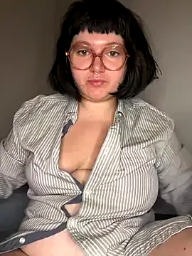 Queen_Doll – webcam model profile photo Image 12