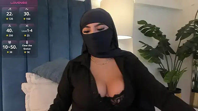 Garima_G – webcam model profile photo Image 19