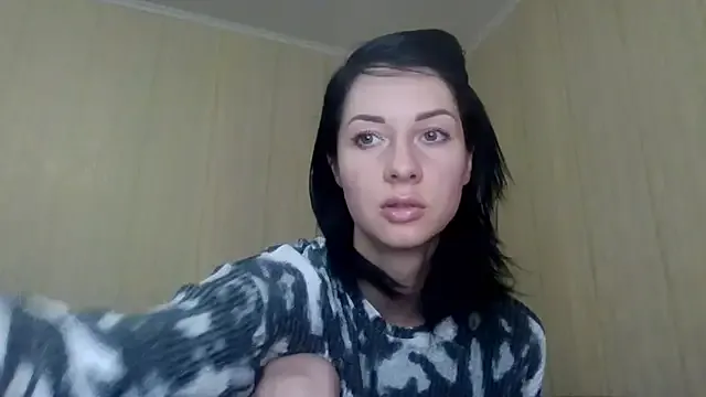 maataaan – webcam model profile photo Image 10