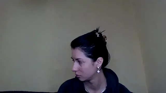 maataaan – webcam model profile photo Image 19