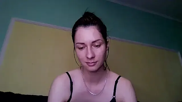 maataaan – webcam model profile photo Image 2