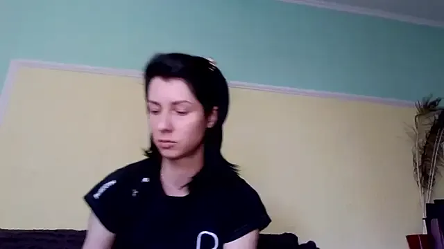maataaan – webcam model profile photo Image 4