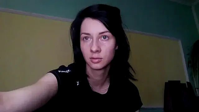 maataaan – webcam model profile photo Image 8