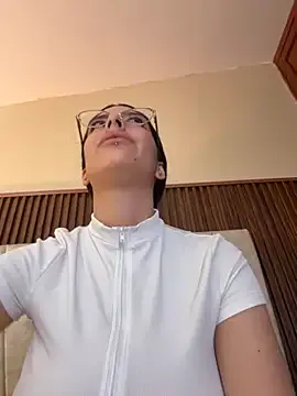 winter11 – webcam model profile photo Image 7