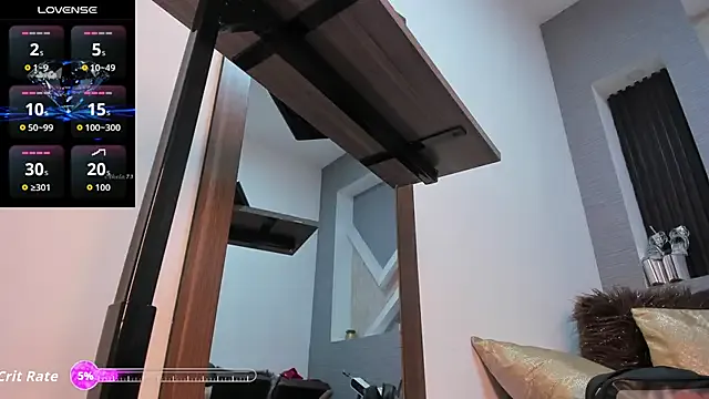 hina_porn – webcam model profile photo Image 7