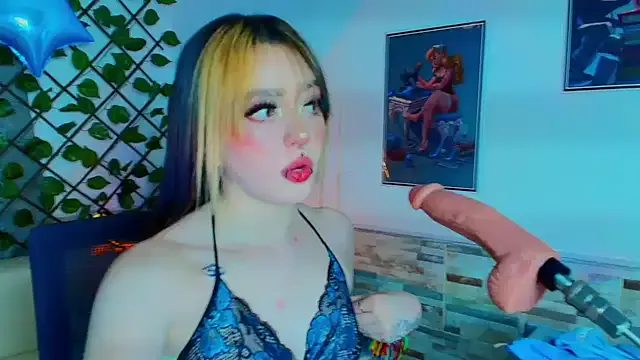 RicaSasha – webcam model profile photo Image 12