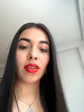 roouse – webcam model profile photo Image 3