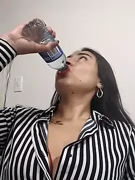 mr_danni – webcam model profile photo Image 5