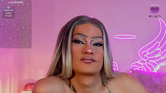 Shiny_Jennifer – webcam model profile photo Image 12