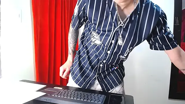 _Thomas_hot_ – webcam model profile photo