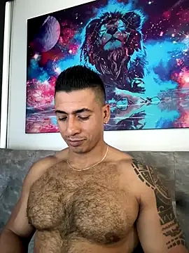  – webcam model profile photo Image 12