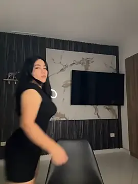AnissaHale – webcam model profile photo Image 12