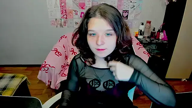 Nonchan_ – webcam model profile photo Image 4