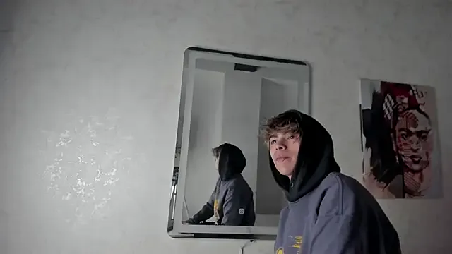 seraphine23 – webcam model profile photo Image 11