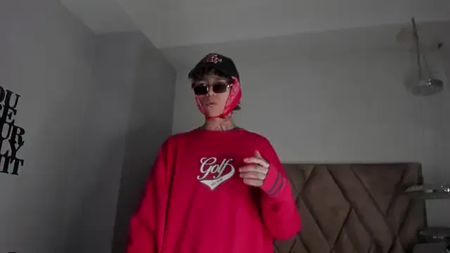 seraphine23 – webcam model profile photo Image 15