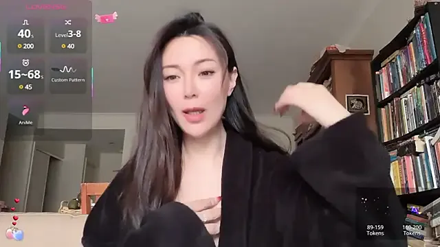 roouse – webcam model profile photo Image 8