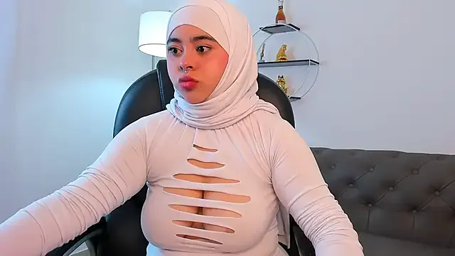 Humsafa-13 – webcam model profile photo Image 14