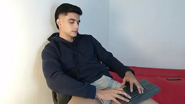 hana-08787- – webcam model profile photo Image 10