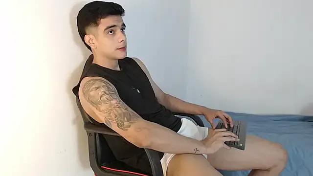 hana-08787- – webcam model profile photo Image 7