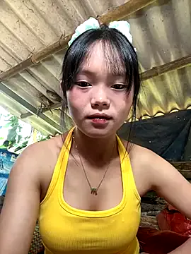 maataaan – webcam model profile photo Image 11