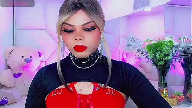 NATINATU252525 – webcam model profile photo Image 12