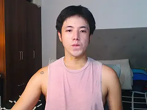 STxuguanhan – webcam model profile photo Image 6