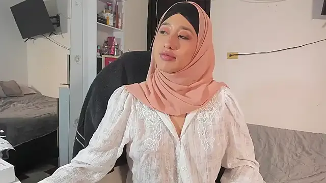 Nonchan_ – webcam model profile photo Image 7