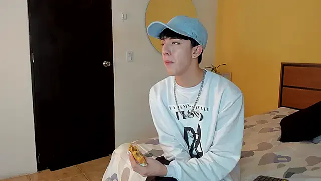 kai101010 – webcam model profile photo Image 18