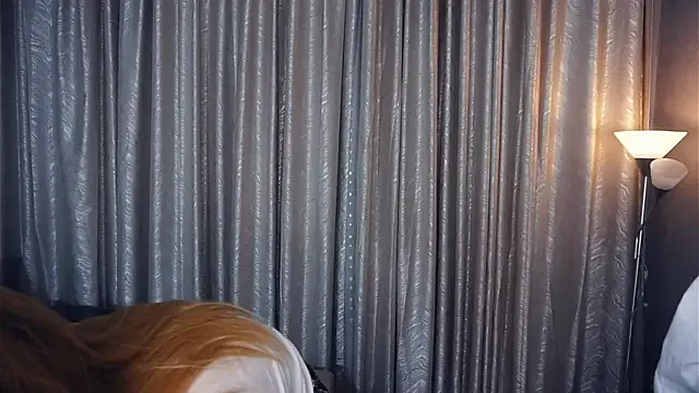 AmelieLaurent_ – webcam model profile photo Image 11