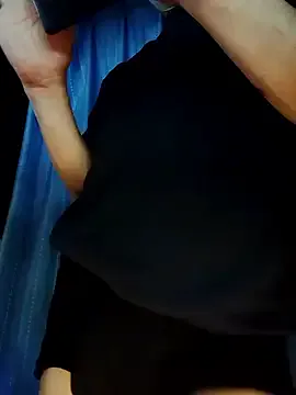 Yui-Ch – webcam model profile photo Image 4