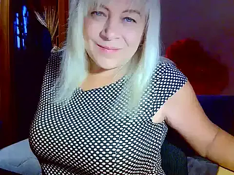 BelleLouiseVp – webcam model profile photo Image 16