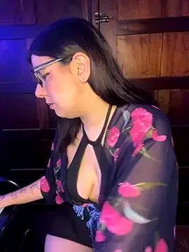 winter11 – webcam model profile photo Image 3