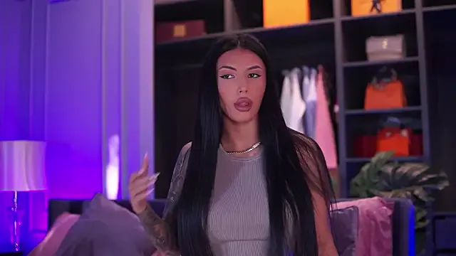 Nonchan_ – webcam model profile photo Image 6