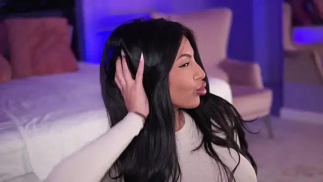 Nonchan_ – webcam model profile photo Image 9