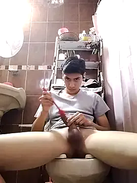 GouGou-111 – webcam model profile photo Image 5