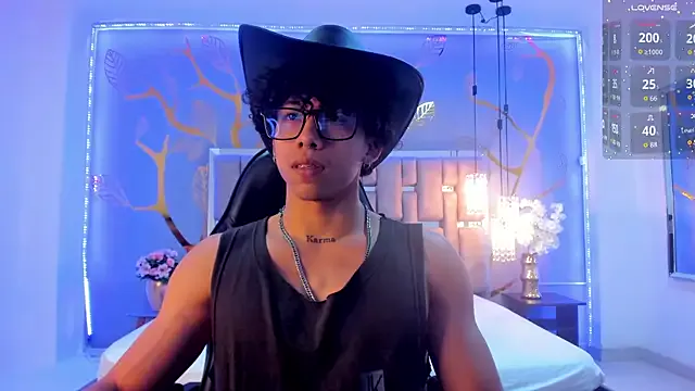 NATINATU252525 – webcam model profile photo Image 11