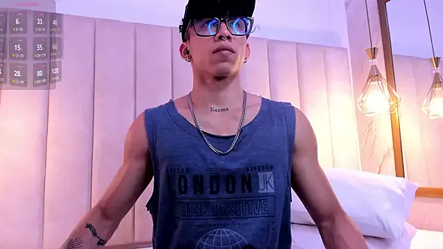 NATINATU252525 – webcam model profile photo Image 14